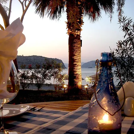 Serendip Select Szálloda Turunc